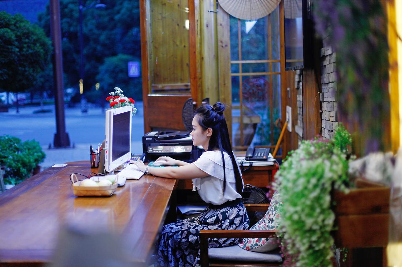 Guihua Road 106Th Hostel Zhangjiajie Dış mekan fotoğraf